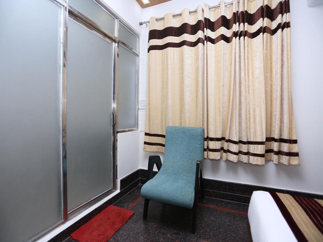 Oyo 10448 Green View Home Stay Дехрадун Екстериор снимка