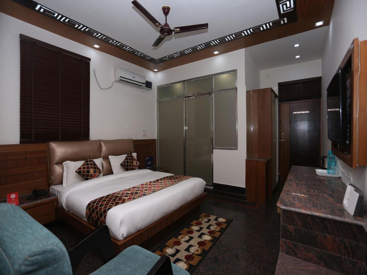 Oyo 10448 Green View Home Stay Дехрадун Екстериор снимка