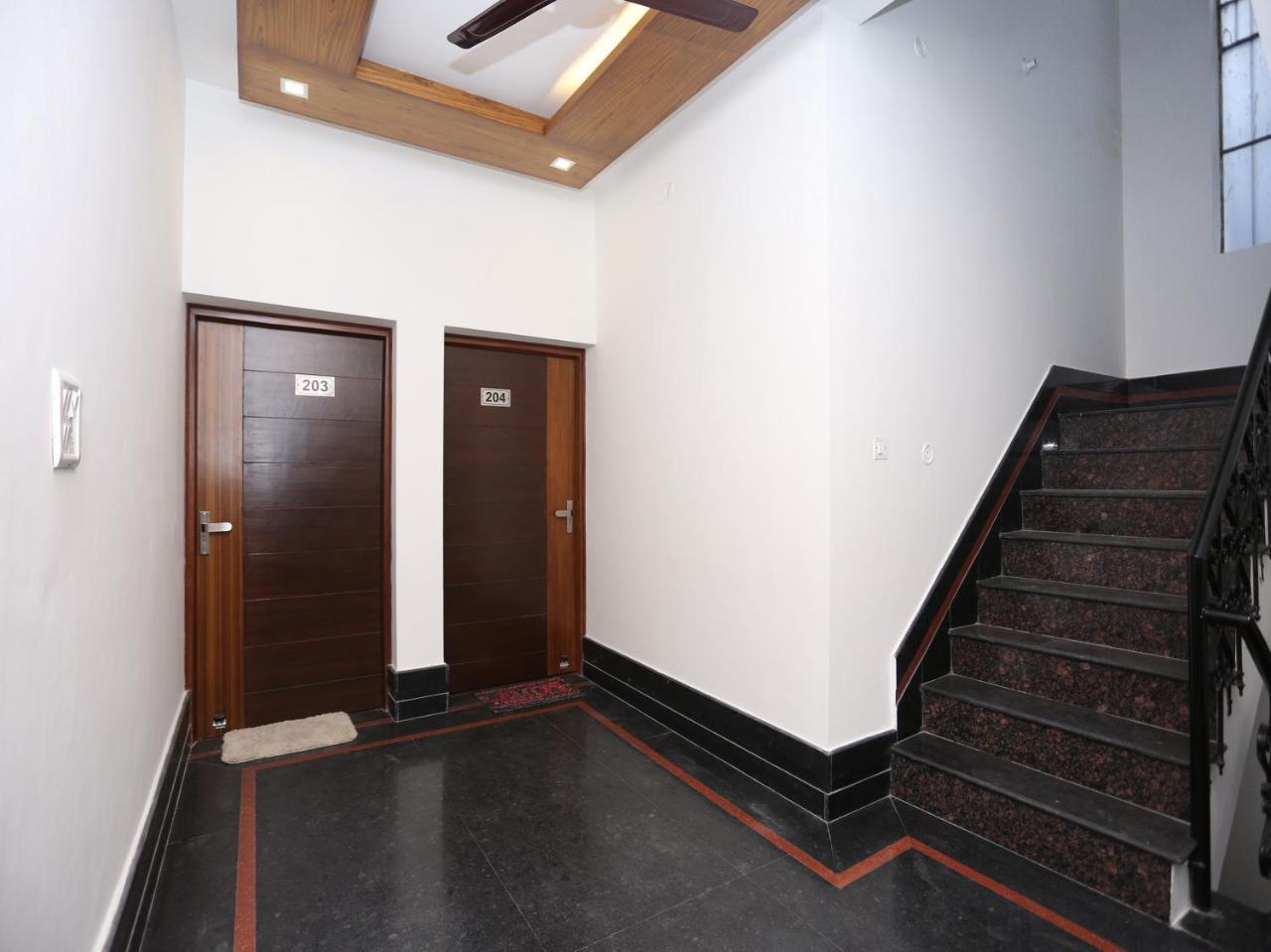 Oyo 10448 Green View Home Stay Дехрадун Екстериор снимка