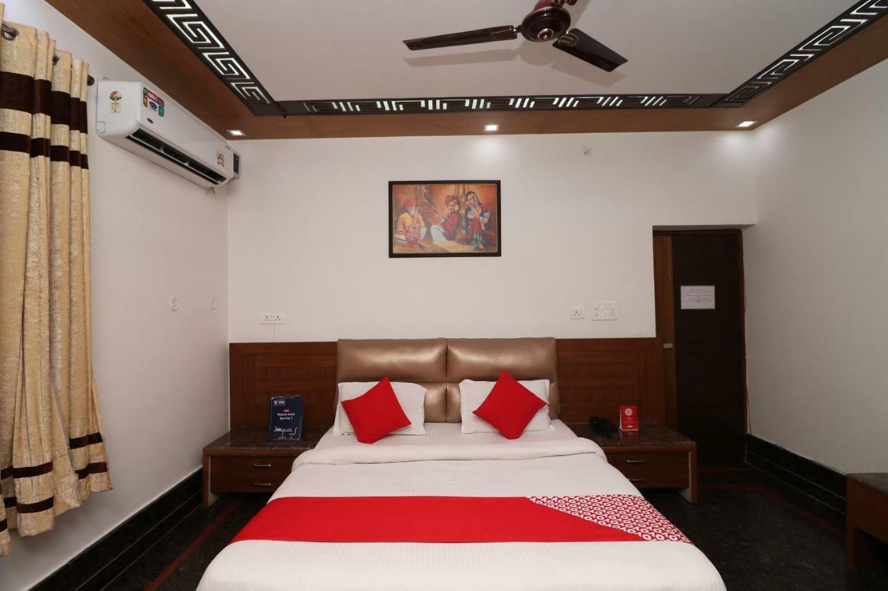 Oyo 10448 Green View Home Stay Дехрадун Екстериор снимка